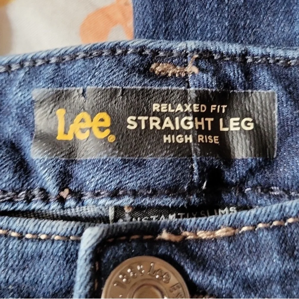 Lee Jeans - Picture 9 of 11
